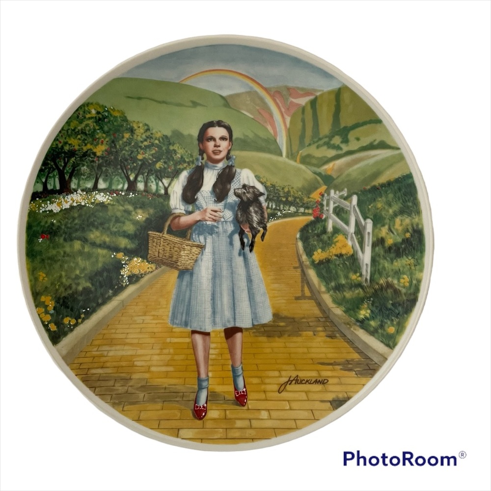 Wizard of Oz Over the he Rainbow Plate Knowles by James Auckland 1977 Like New
